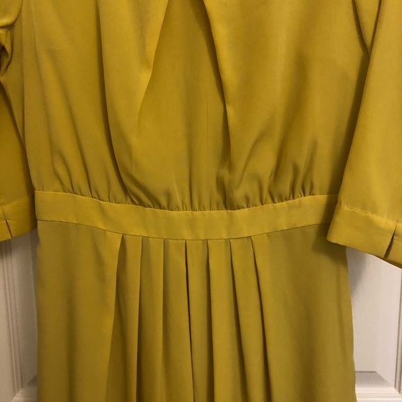 Mustard yellow Short Dress - Picture 3 of 3